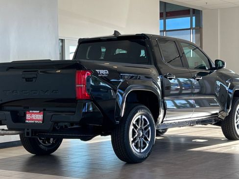 Used 2026 Toyota Tacoma TRD Sport AWD/4WD image 6