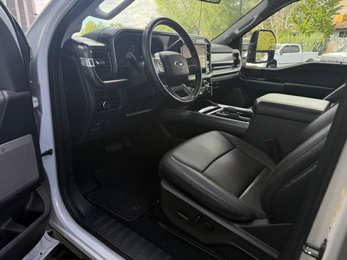 Used 2025 Ford F350 Lariat AWD/4WD image 40