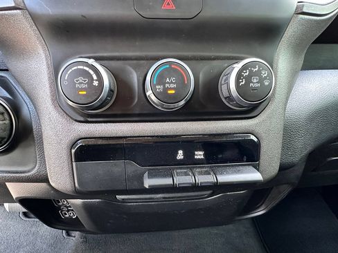 Used 2019 RAM 1500 Tradesman w/ SXT Appearance Group AWD/4WD image 29