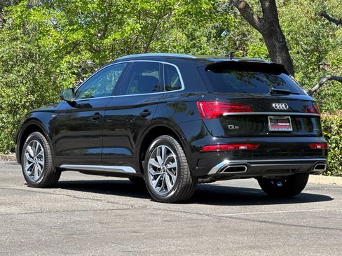 Used 2022 Audi Q5 2.0T Premium Plus w/ Premium Plus Package AWD/4WD image 7