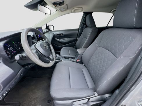 Used 2024 Toyota Corolla LE w/ LE Convenience Package FWD image 13