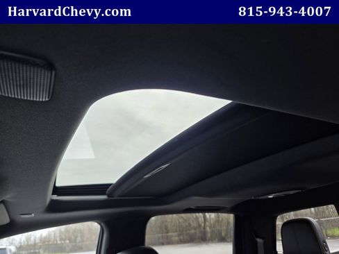 Used 2026 GMC Canyon AT4 w/ Technology Plus Package AWD/4WD image 18