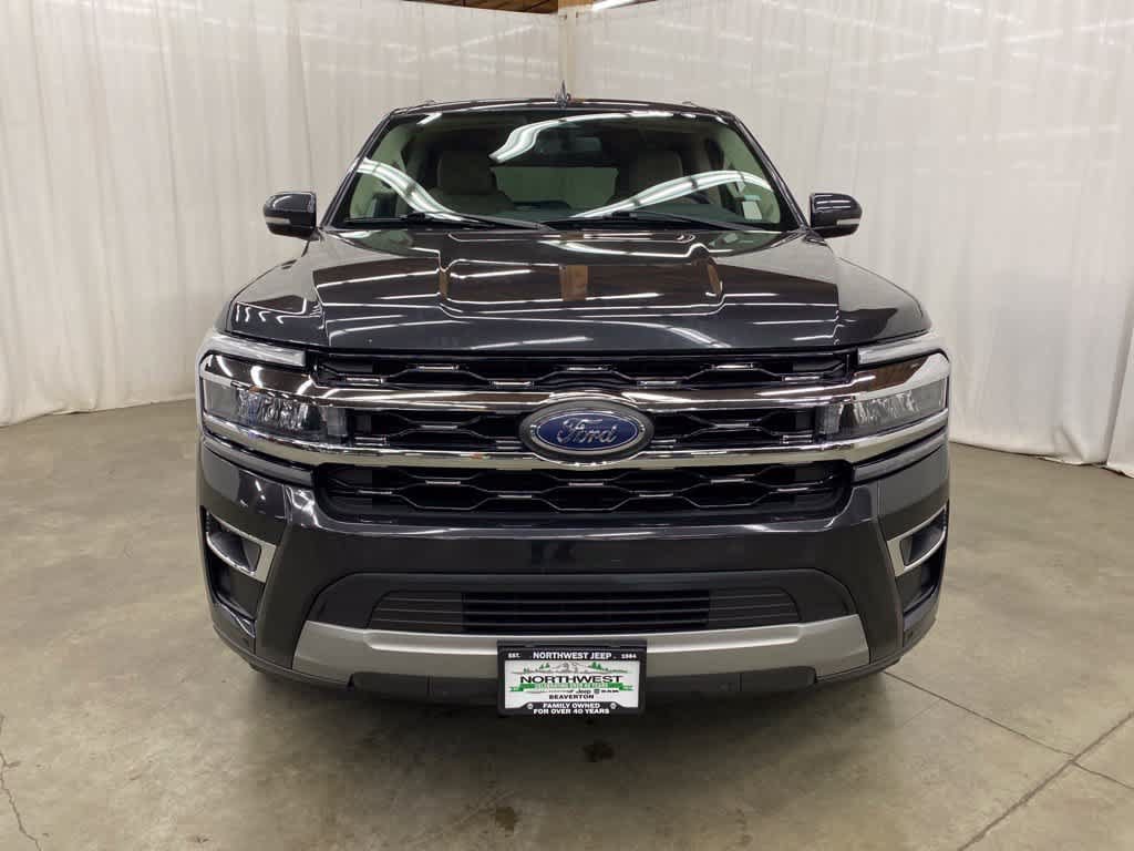 Used 2024 Ford Expedition Limited AWD/4WD image 9