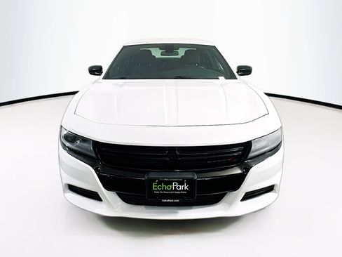 Used 2020 Dodge Charger SXT w/ Blacktop Package image 2