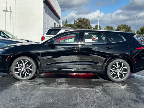 New 2025 Toyota Crown Signia image 6