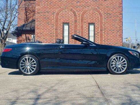 Used 2017 Mercedes-Benz S 550 Cabriolet image 4