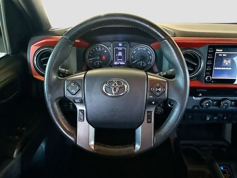 Used 2020 Toyota Tacoma TRD Sport RWD image 12
