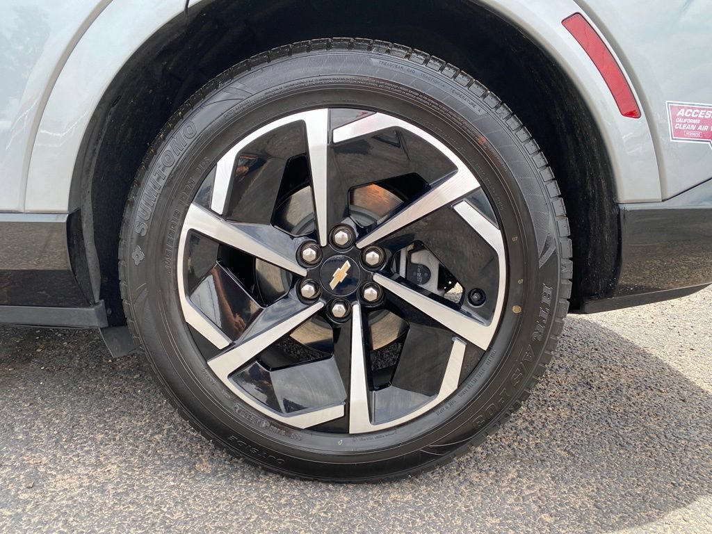 Used 2024 Chevrolet Equinox EV LT FWD image 23