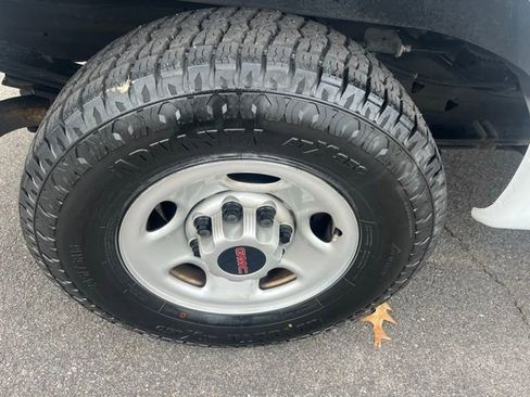 Used 2021 GMC Savana 2500 w/ Driver Convenience Package image 25