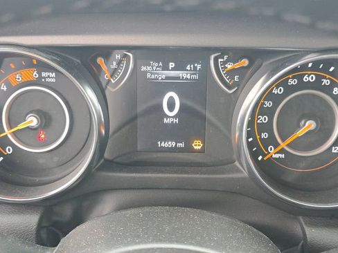 Used 2023 Jeep Wrangler Sport S AWD/4WD image 28