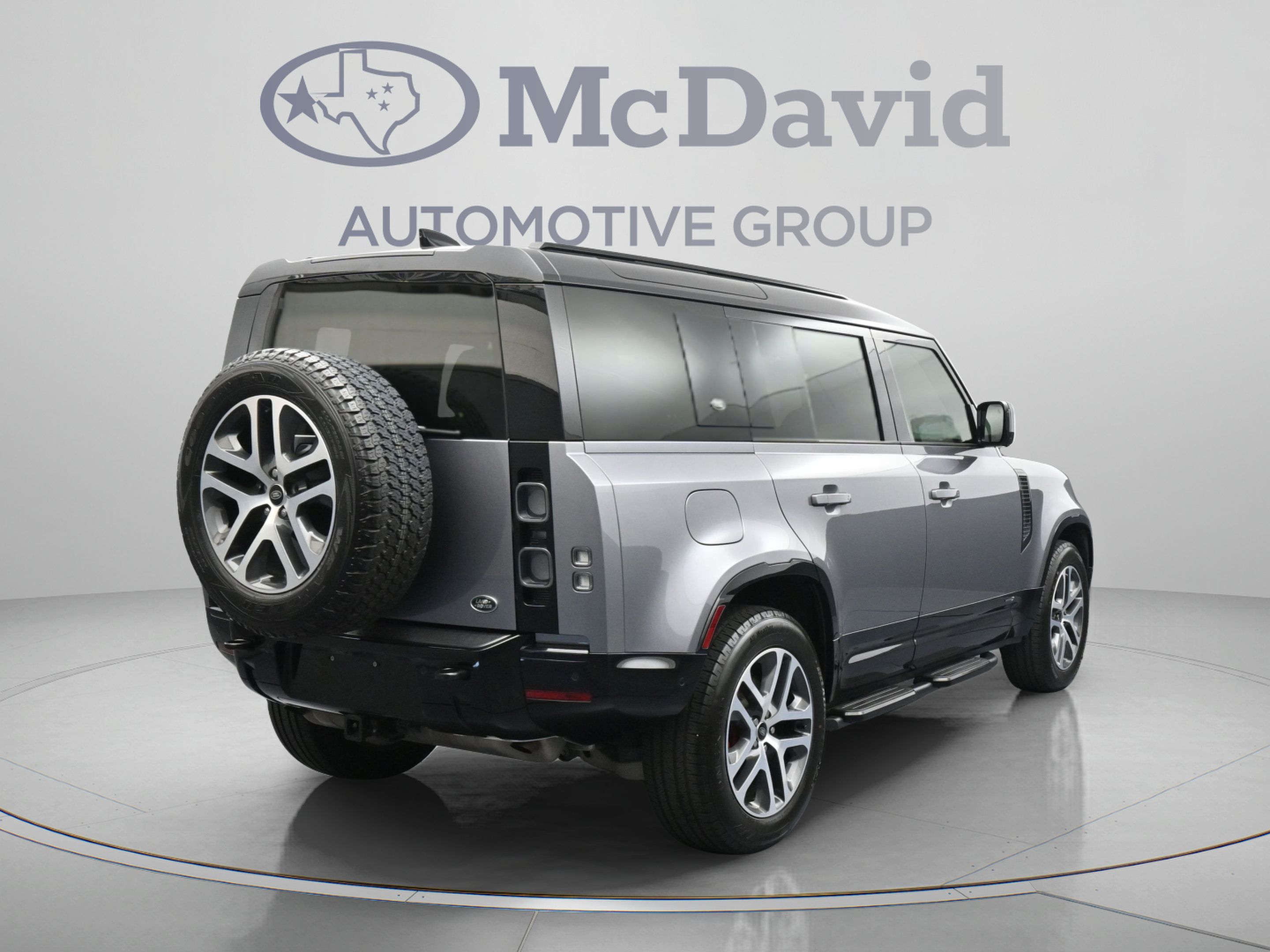 Used 2022 Land Rover Defender 110 X AWD/4WD image 8
