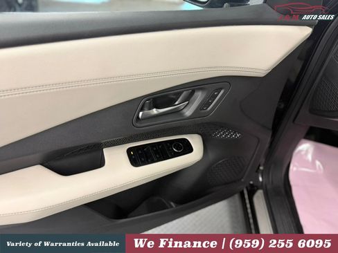 Used 2023 Nissan Ariya FWD image 30