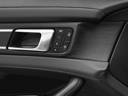 Certified 2023 Porsche Panamera 4 Platinum Edition AWD/4WD image 29