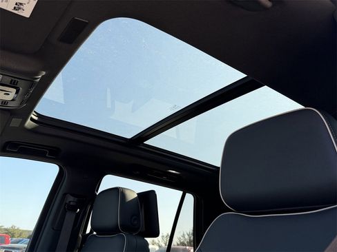 New 2026 Chevrolet Tahoe Premier image 22