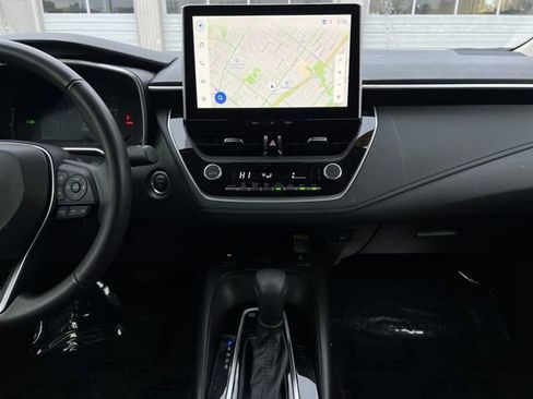 Used 2025 Toyota Corolla XLE image 22