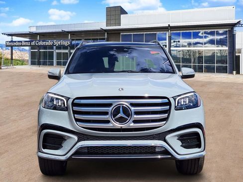 New 2026 Mercedes-Benz GLS 580 4MATIC image 2