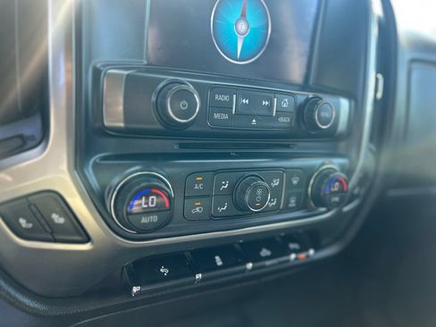 Used 2018 Chevrolet Silverado 1500 LT w/ All Star Edition AWD/4WD image 18