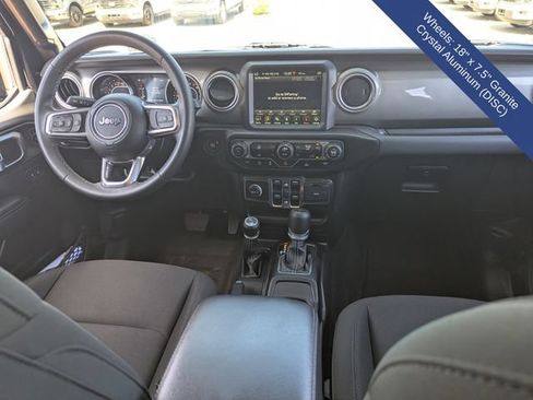 Used 2023 Jeep Gladiator Overland w/ Trailer Tow Package AWD/4WD image 19