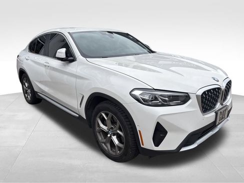 Used 2022 BMW X4 xDrive30i w/ Premium Package 2 image 5