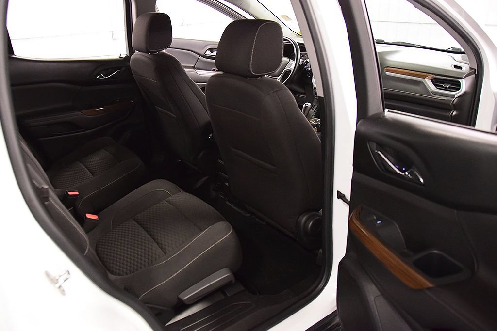 Used 2017 GMC Acadia SLE w/ LPO, Floor Liner Package FWD image 29