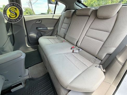 Used 2010 Honda Insight EX image 14