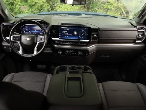 Used 2024 Chevrolet Silverado 1500 LT AWD/4WD image 21