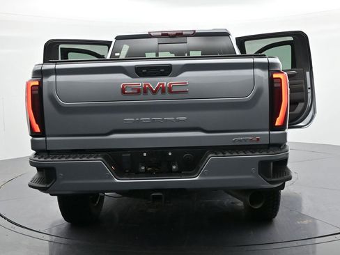 Used 2024 GMC Sierra 2500 AT4 w/ AT4 Premium Plus Package image 28