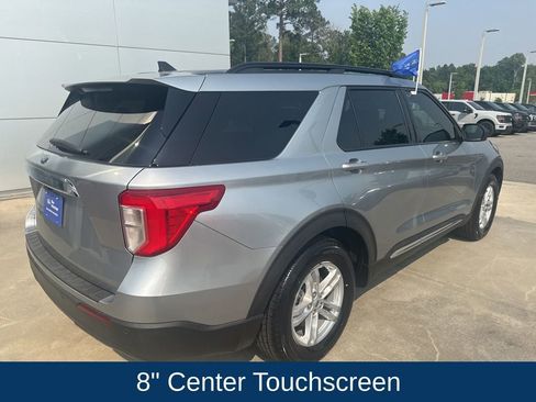 Certified 2022 Ford Explorer XLT RWD image 6