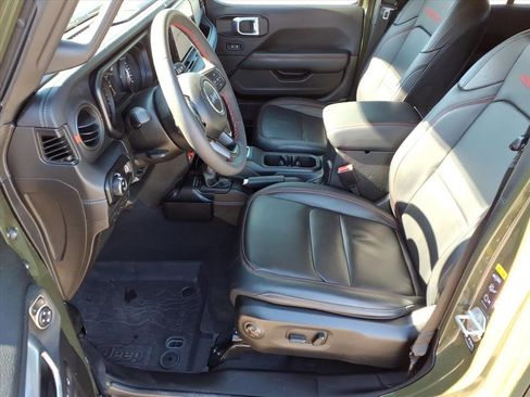 Used 2024 Jeep Gladiator Rubicon image 13