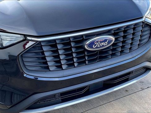 Used 2023 Ford Escape Active image 30