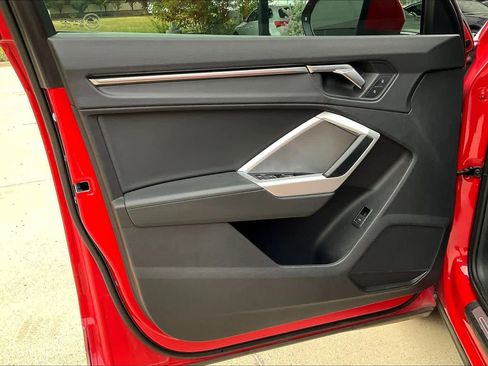 Used 2022 Audi Q3 2.0T Premium image 19