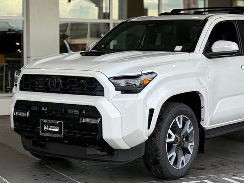 New 2025 Toyota 4Runner TRD Sport image 3