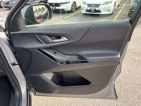 Certified 2025 Chevrolet Equinox LT image 14