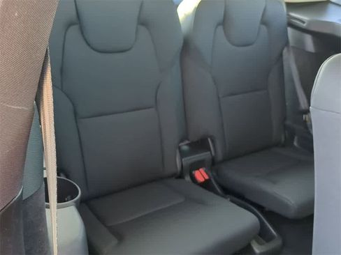 Certified 2026 Volvo XC90 B6 Plus w/ Protection Package Premier image 21