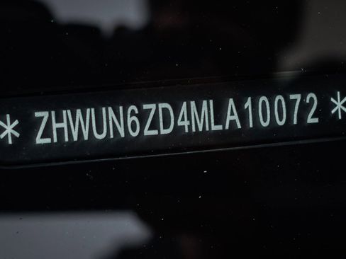 Used 2021 Lamborghini Aventador SVJ image 83