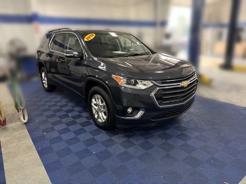 Used 2019 Chevrolet Traverse LT w/ LPO, Floor Liner Package AWD/4WD image 6