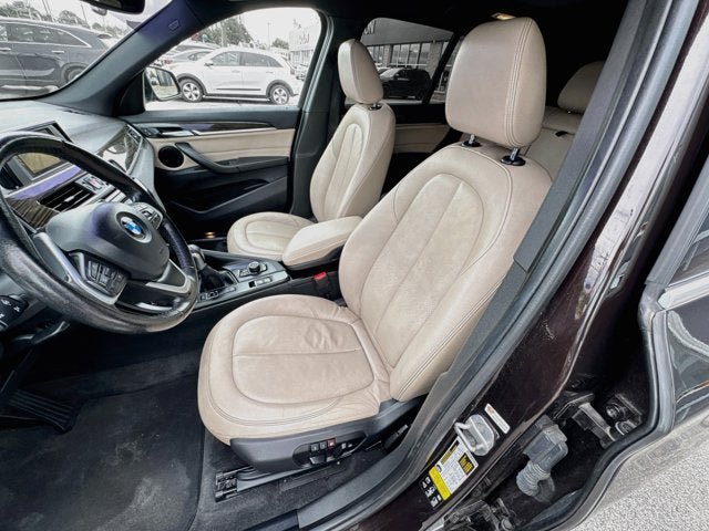 Used 2017 BMW X1 xDrive28i AWD/4WD image 17