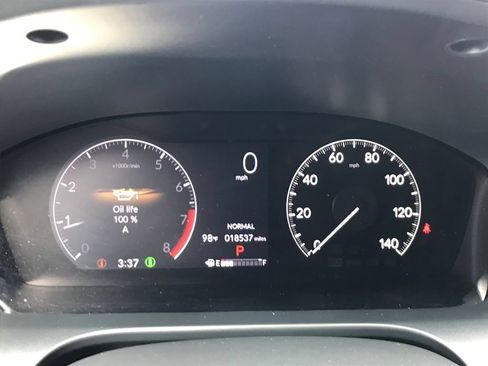 Certified 2023 Honda HR-V LX image 6