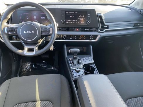 New 2024 Kia Sportage LX image 11