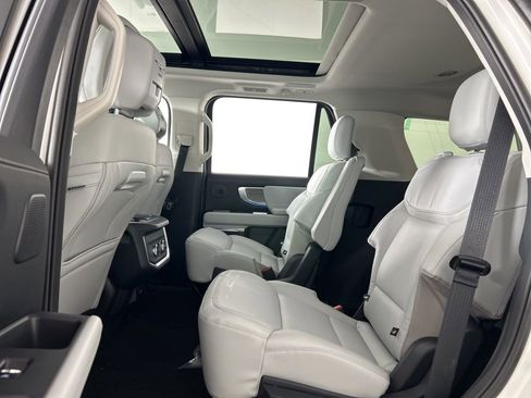 New 2026 Ford Expedition Platinum w/ Driver's Package image 37