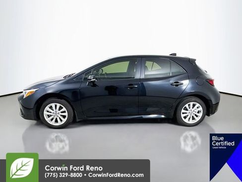 Used 2025 Toyota Corolla SE image 4