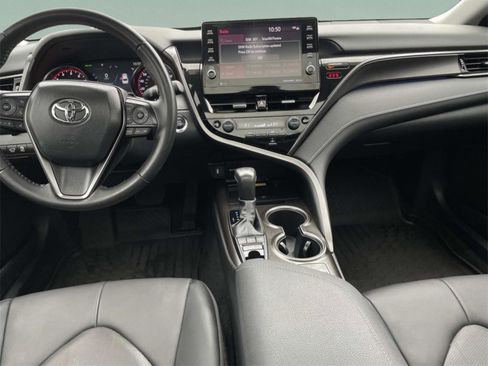 Used 2023 Toyota Camry XSE image 8