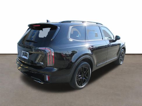 Used 2025 Kia Telluride EX X-Line AWD/4WD image 3