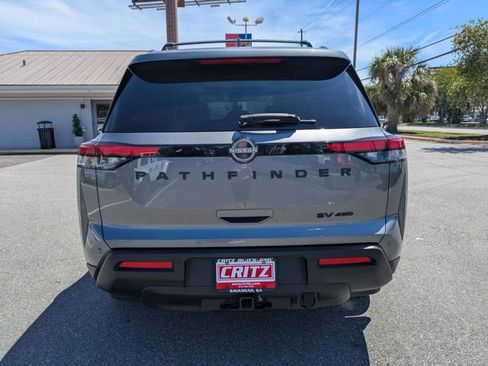 Used 2022 Nissan Pathfinder SV w/ SV Premium Package AWD/4WD image 6