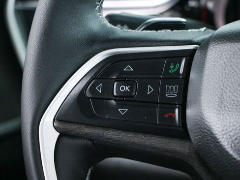 Used 2023 Jeep Grand Cherokee 4WD 4xe image 13