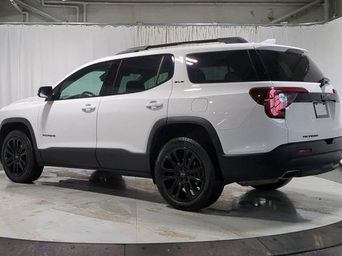 Used 2023 GMC Acadia SLE w/ Driver Convenience Package image 6