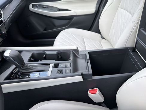 New 2026 Nissan Sentra SL w/ Floor Mat Package FWD image 23