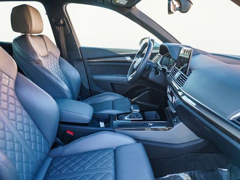 Used 2023 Audi SQ5 Premium Plus w/ Premium Plus Package image 20