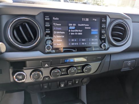 Certified 2023 Toyota Tacoma TRD Off-Road image 17