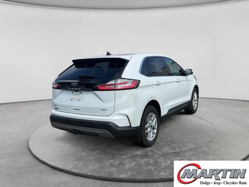Used 2022 Ford Edge SEL w/ Convenience Package AWD/4WD image 5